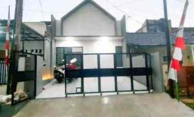 dijual rumah mutiara gading timur