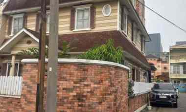 dijual rumah mutiara taman palem