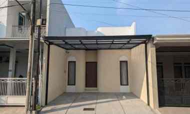 dijual rumah nempel gerbang tol