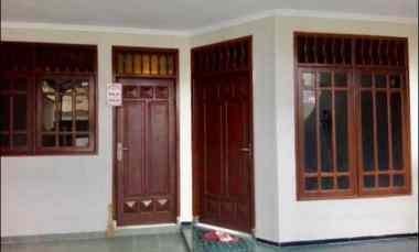 dijual rumah ngagel