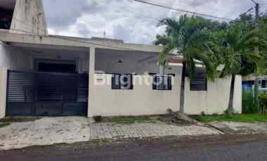 dijual rumah ngagel madya