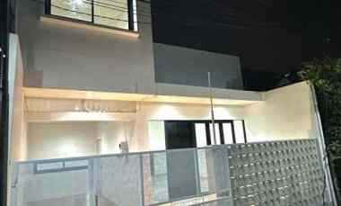 dijual rumah ngagel wasana