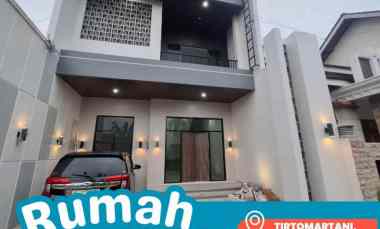 Hunian Cantik 2 Lantai Balkon hanya 899 juta dekat RS Bhayangka