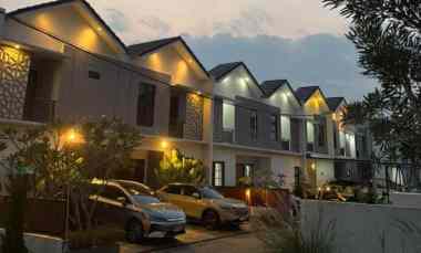 dijual rumah ngamprah