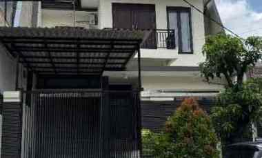 dijual rumah nginden
