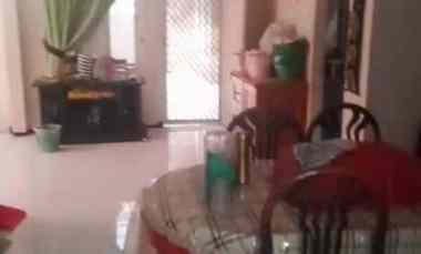 dijual rumah nginden