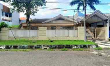 dijual rumah nginden intan