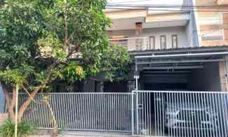 Turun Harga Dijual Rumah Minimalis 2 Lantai di Perum Nginden Intan