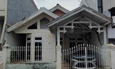 dijual rumah nirwana eksekutif