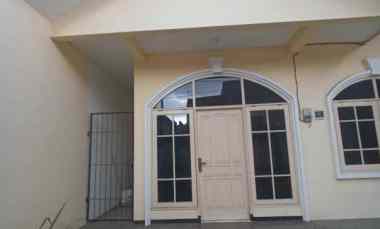 dijual rumah nirwana eksekutif