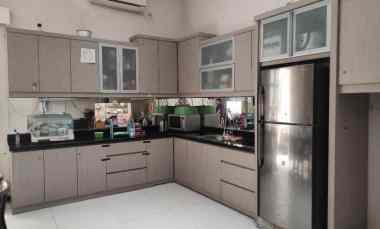 dijual rumah nirwana eksekutif