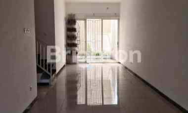 dijual rumah nirwana eksekutif