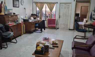 Rumah 1 Lt Nirwana Eksekutif Rungkut Merr Surabaya Selangkah ke UPN
