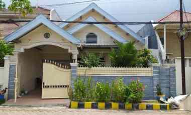 dijual rumah nirwana eksekutif