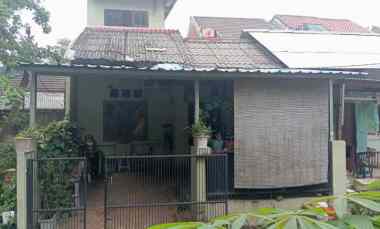 dijual rumah nuri bintaro