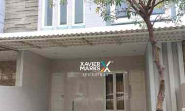 Dijual Rumah One Gate dekat Dharmahusada Indah