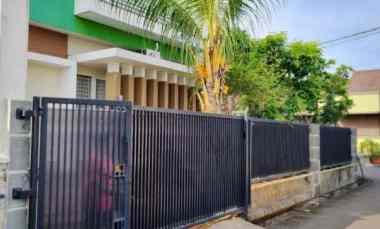 dijual rumah padurenan