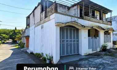 dijual rumah pajangan