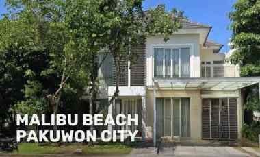dijual rumah pakuwon city