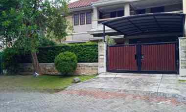 dijual rumah pakuwon city