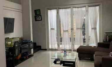 dijual rumah pakuwon city florence