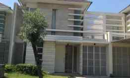 Rumah Minimalis Pakuwon City dekat Mall, Cita Hati, Club House