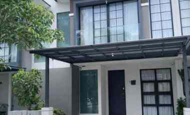 Rumah Semi Furnished Pakuwon City dekat Manyar, Kertajaya, Galaxy Araya