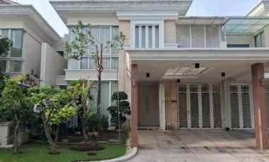 Rumah Pakuwon Indah dekat Wiyung, Citraland, Darmo Golf DND