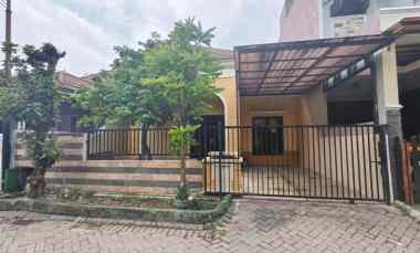 dijual rumah palm spring jambangan
