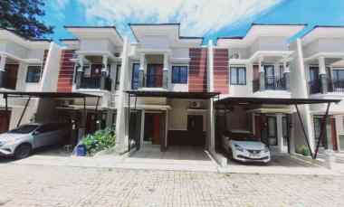 dijual rumah pamulang