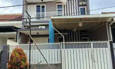 Dijual Rumah 2 Lantai Lokasi Perumahan Pandanwangi Kota Malang