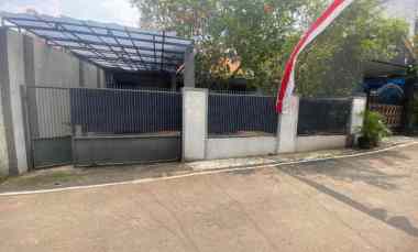 dijual rumah pangkalan jati