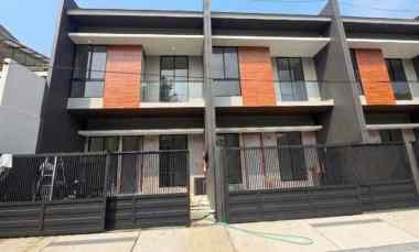 dijual rumah panjang jiwo permai