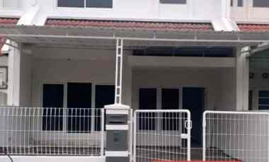 dijual rumah pantai mentari