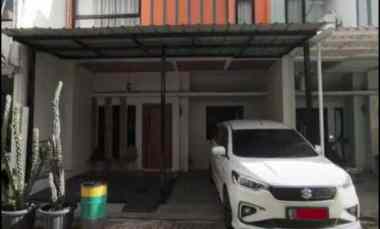 dijual rumah parung serang