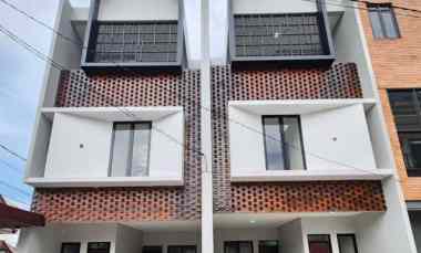 dijual rumah pasar minggu