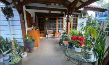 dijual rumah pasteur