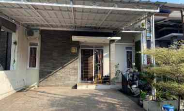 dijual rumah pasteur residence