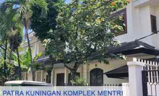 Rumah Area Komplek Mentri di Patra Kuningan Kuningan, Jakarta Selatan
