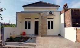 Rumah Baru Ciamik Siap Huni dekat Aneka Jaya Woltermongunsidi