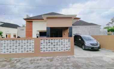 dijual rumah pendowoharjo sleman dekat