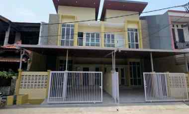 Rumah Dijual di Permata Harapan Baru Pejuang Medan Satria Bekasi