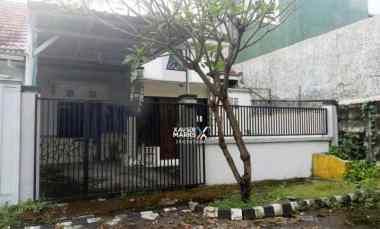 dijual rumah permata safira regency