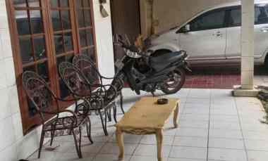 Jual Rumah Tua dan Luas di Pertukangaan Utara, Pesanggrahan, Jaksel