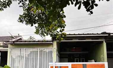 dijual rumah perum benteng mutiara mas