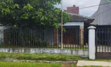dijual rumah perum jatiwaringin asri