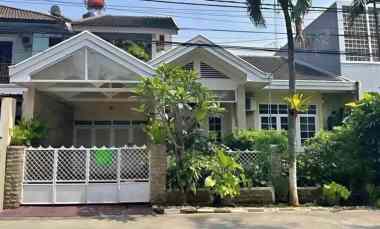 dijual rumah perum lembah cinere depok