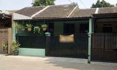 dijual rumah perum pesona laguna 2