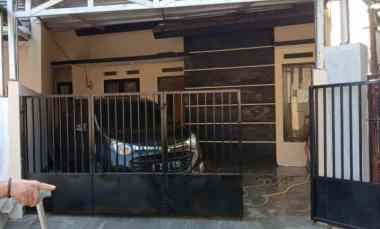 dijual rumah perum rivera hills