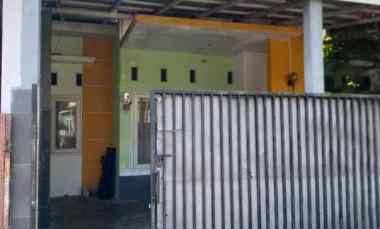dijual rumah perum sinar waluyo
